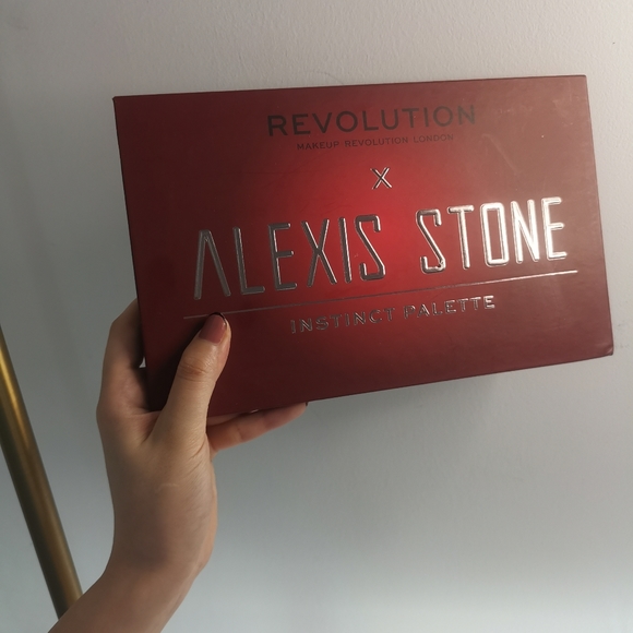 2/$30 Makeup revolution Alexis stone eyeshadow - Picture 4 of 4